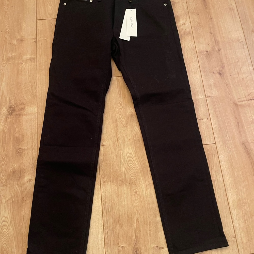 Calvin Klein women’s Slim Black Jeans